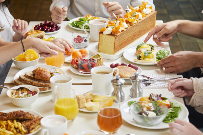 À Montparnasse, le brunch dominical prend des allures de festin chez Umami Burger Paris !