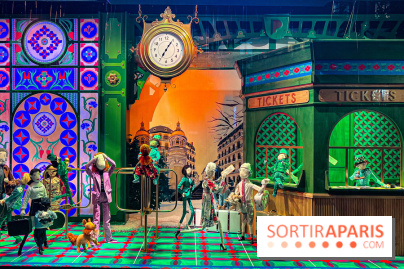 Les vitrines de Noël 2024 du Printemps Haussmann avec Juliette Binoche - image00001