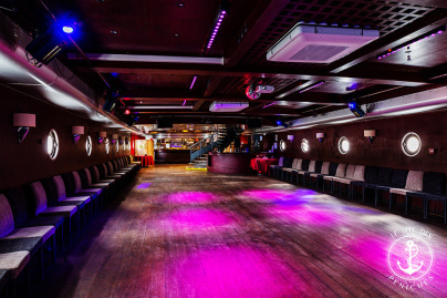 Un nouvel an sur la Seine : rendez-vous sur la Péniche Alizé - nixnox4