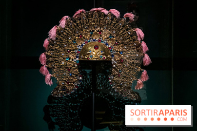 Bijoux de scène de l'Opéra de Paris : l'exposition de parures merveilleuses au Palais Garnier - IMG 2439 jpg