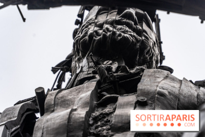 Le Centaure de César à Paris et sa statue de la Liberté miniature -  A7C0236