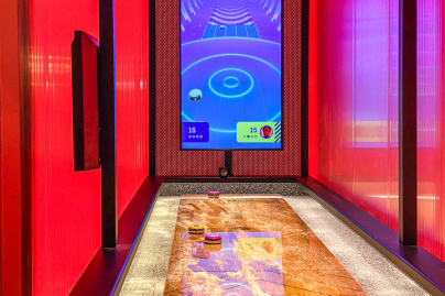 Pucks, l'enseigne de shuffleboard à Poissonnière - IMG 4444