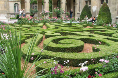 jardin carnevalet