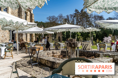 Les Chasses, le restaurant insolite avec une superbe terrasse à l'Abbaye des vaux de Cernay dans les Yvelines