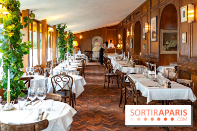 Margaux, le restaurant français typique, face à la Tour Eiffel