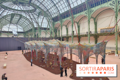 Ernesto Neto tisse une nouvelle installation monumentale gratuite au Grand Palais, nos photos