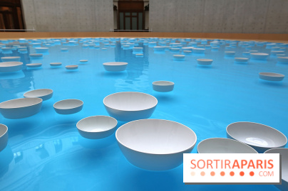 Clinamen, nos photos de l'une installation aquatique et musicale à la Bourse de Commerce - Clinamen Bourse de Commerce 4 fotor 202506061505