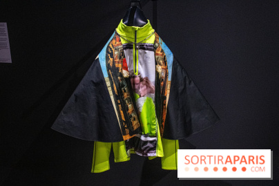 Exposition de vêtements-images de Chalisée Naamani au Palais de Tokyo
