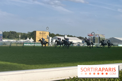 Jeuxdi by Longchamp - course hippique