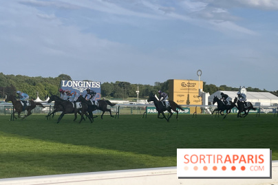 Jeuxdi by Longchamp - course hippique
