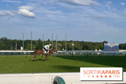 Jeuxdi by Longchamp - course hippique