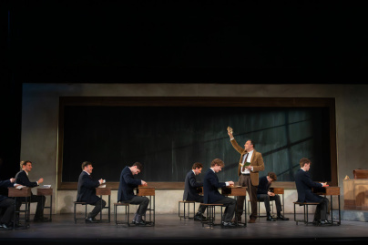 Le Cercle des Poètes disparus au Théâtre Libre - pp20 21 fond   ©Louis JOSSE