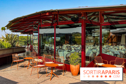 Bar Les Ombres : cocktails & tapas sur le rooftop du Musée du Quai Branly avec vue sur la tour Eiffel
