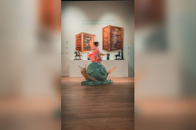 Dalí x Rubinstein, Illusions croisées : un dialogue inédit au cœur de Montmartre