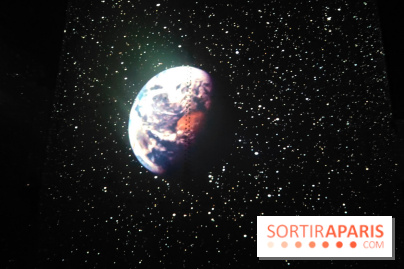 Destination Lune : un voyage immersif dans les étoiles à l'Atelier des Lumières - photos - fotor 1758652424593