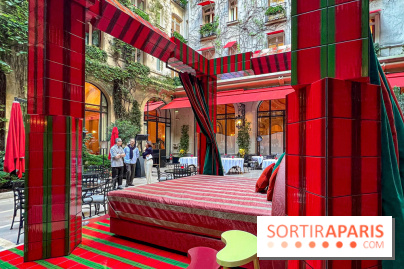 Plaza Athénée : une installation design XXL gratuite signée Uchronia exposée dans la cour du palace - IMG 1164 jpg 2