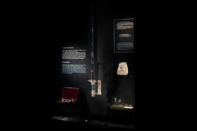 Rêveries de pierres : Poésie et minéraux de Roger Caillois  - scenography stones and reveries  c  l   aj  12  hh