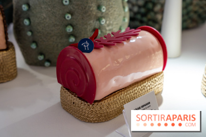 Bûches de Noël et créations de fête 2025 de Pierre Hermé : les Abysses