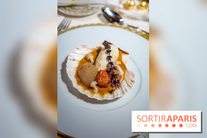 Bûche de Noël Lenôtre 2025 : Le train des Merveilles et les créations de fête - photos - A7C07624