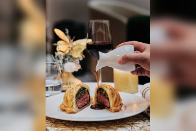 Séjour et dîner raffiné pour les fêtes au Marriott Champs-Élysées - 2025   11   26   Marriott 65