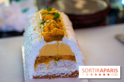 Bûche de Noël Paris-Brest pistache et tropicale de Nour Kandler - Lalla Coffee - A7C02415