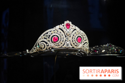 Joyaux dynastiques : une exposition qui brille de mille feux à l'Hôtel de la Marine à Paris - fotor 1765278625898