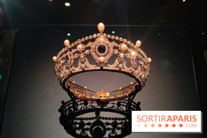 Joyaux dynastiques : une exposition qui brille de mille feux à l'Hôtel de la Marine à Paris