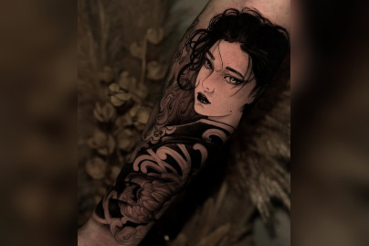 Leandro Muniz: projets de tatouage sur-mesure en micro-réalisme et blackwork à Paris