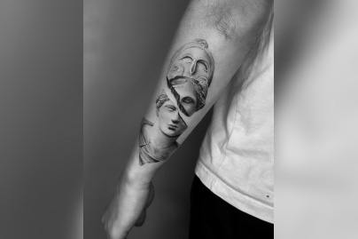 Leandro Muniz: projets de tatouage sur-mesure en micro-réalisme et blackwork à Paris