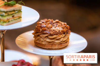 Le tea time Emily in Paris de l'Hôtel du Louvre - A7C04054