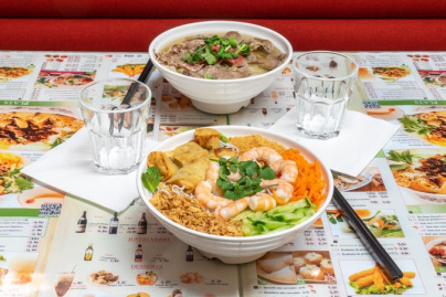 SAINT VALENTIN CHEZ PHO POKE HOUSE