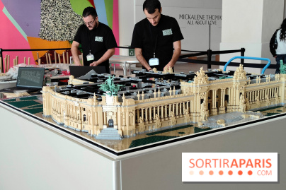 Insolite : assistez au montage en live d'une maquette LEGO du Grand Palais