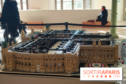 Insolite : assistez au montage en live d'une maquette LEGO du Grand Palais