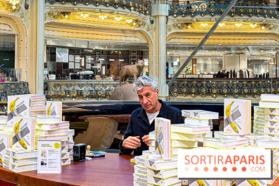 Pour Toujours, exposition de Maurizio Catelan aux Galeries Lafayette - IMG 5639