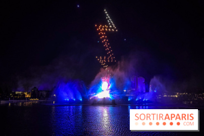 Disneyland Paris : Disney Cascade of Lights, le spectacle nocturne sur Adventure Bay - IMG 4928