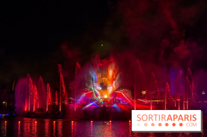 Disneyland Paris : Disney Cascade of Lights, le spectacle nocturne sur Adventure Bay - IMG 4970