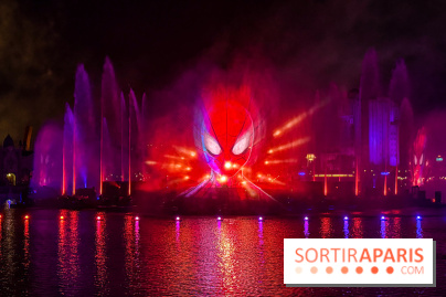 Disneyland Paris : Disney Cascade of Lights, le spectacle nocturne sur Adventure Bay - IMG 4973