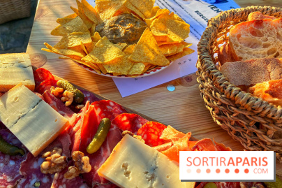 Une péniche-guinguette dédiée à l'apéro sur les quais de Seine  - IMG 4881