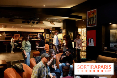Sparkling VR - ambiance lounge et groupe