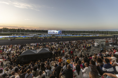 Soirées afterwork années 2000 à l’Hippodrome Paris-Vincennes - BV BV 9849