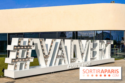 Valvert Croix Blanche : le complexe shopping-loisirs XXL en Essonne avec fontaine et parc à dinosaures