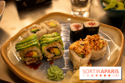Sushi Mina : assiette de makis et spécialités japonaises