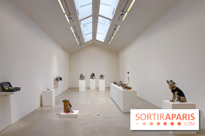 Serena Carone : une exposition dans un monde de faïence et de faux-semblants à la galerie Perrotin