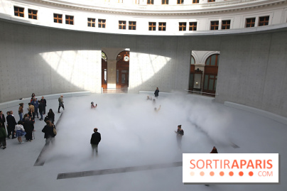 Fujiko Nakaya : nos photos de sa sculpture de brouillard à voir à la Bourse de Commerce