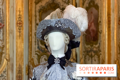 Une exposition de costumes conçus par Christian Lacroix au château de Fontainebleau