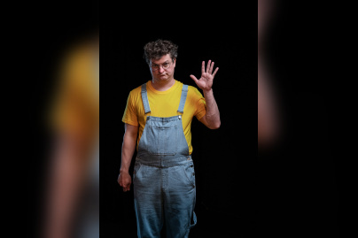 Nouvel articleJULIEN ROSSIER est COLUCHE ! « C’est l’histoire d’un mec »