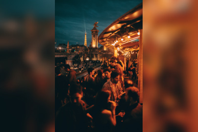 Le Flow au Pont Alexandre III : rooftop, street food et club sur la Seine - Clubs Flow 20240425 111