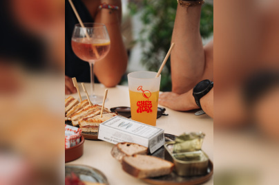Chez Alex : terrasse d’apéro au bord de Seine face à la Tour Eiffel
