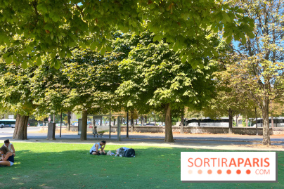 La promenade du Cours de la Reine, une ancienne promenade royale le long des quais de Seine