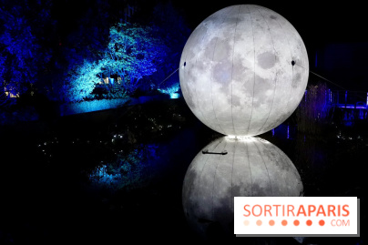 Parc de l'Étrange 2026 : Lune lumineuse sur l’étang nocturne